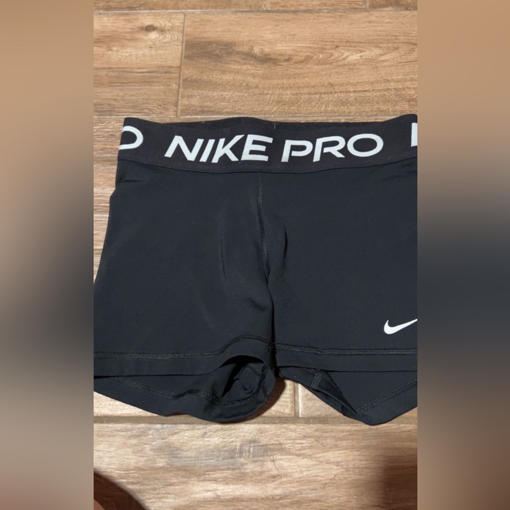 black nike pros